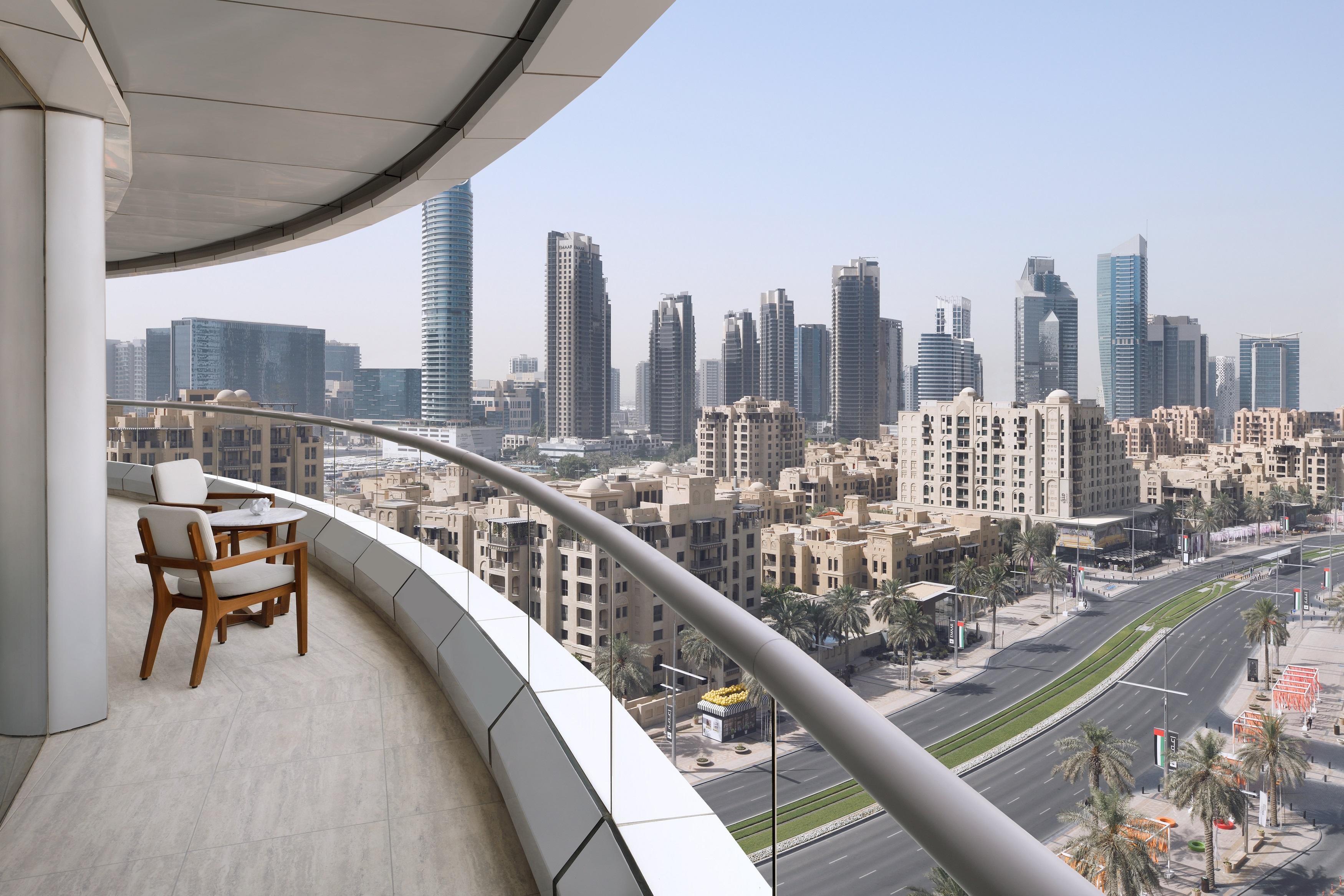 Hotel Address Downtown Dubai Esterno foto View from the balcony of a typical apartment