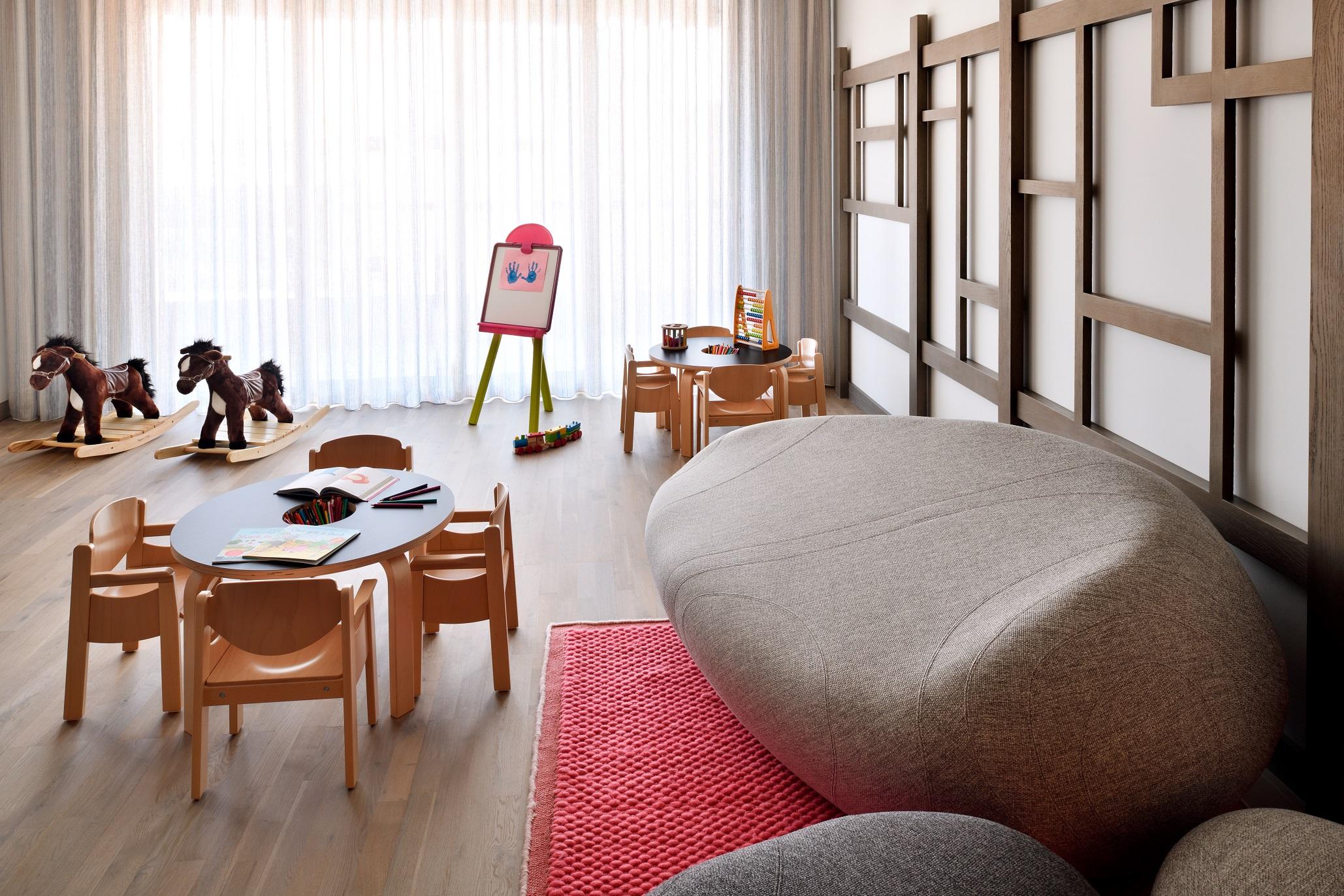 Hotel Address Downtown Dubai Esterno foto A Montessori classroom