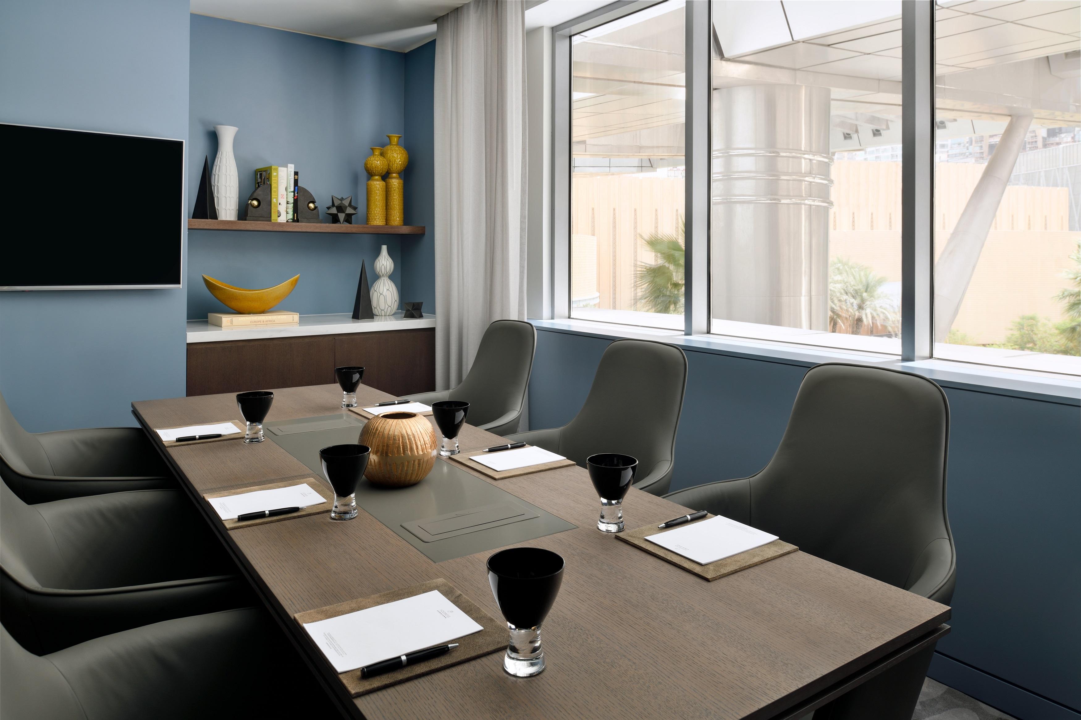 Hotel Address Downtown Dubai Esterno foto Boardroom at the Hilton Dubai Palm Jumeirah