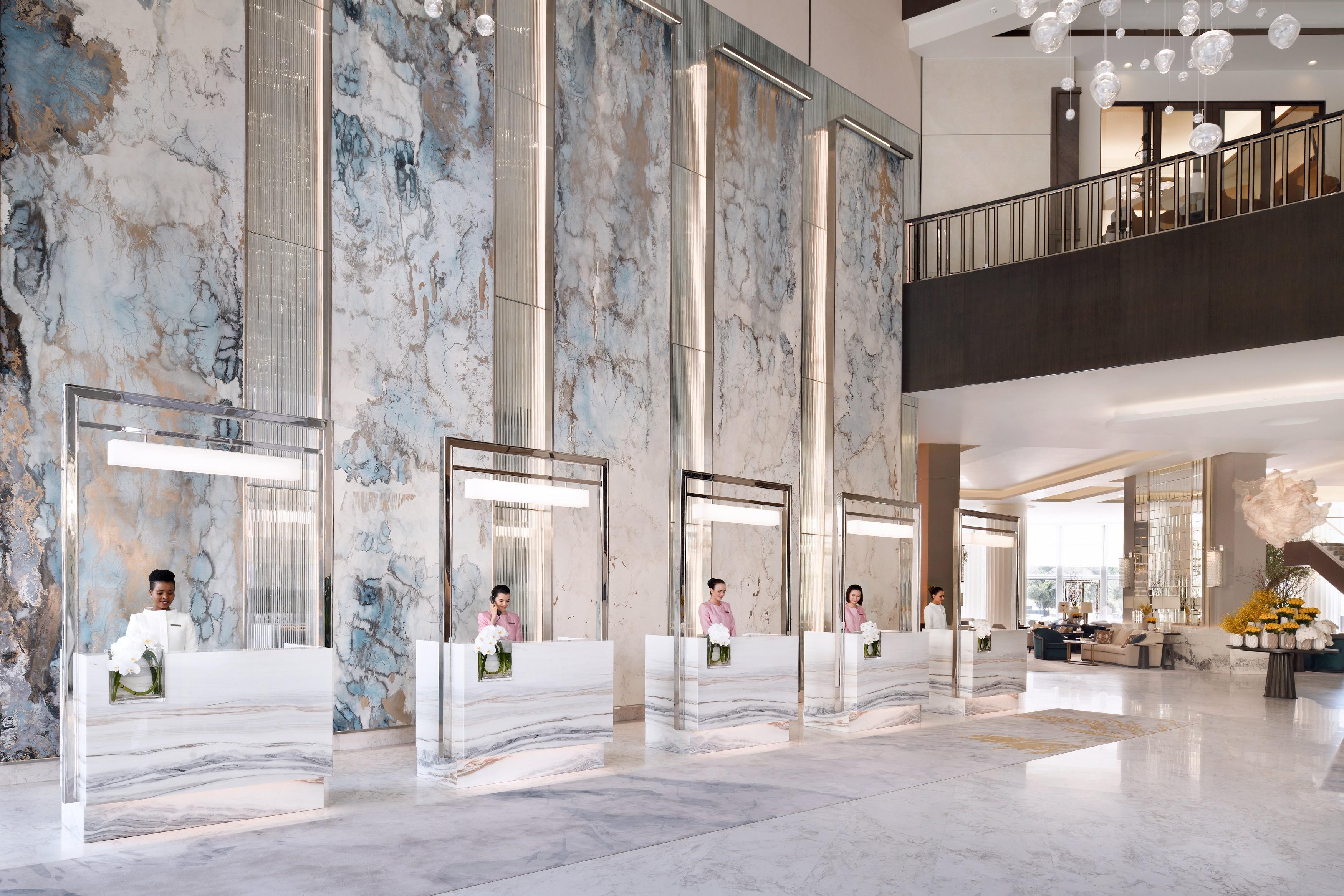 Hotel Address Downtown Dubai Esterno foto The lobby of the hotel