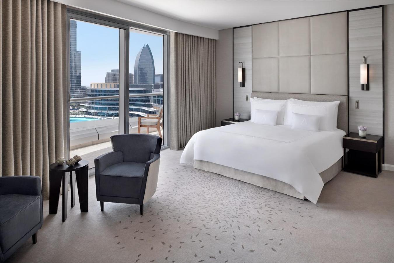 Hotel Address Downtown Dubai Esterno foto A bedroom at the Four Seasons Hotel
