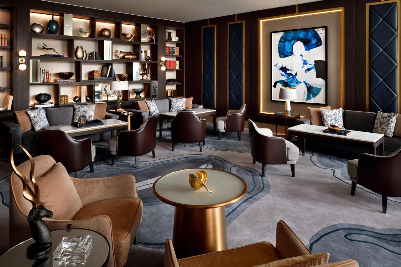 Hotel Address Downtown Dubai Esterno foto The Library at The Ritz-Carlton, DIFC
